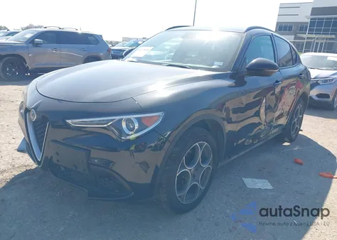 2019 Alfa Romeo Stelvio Sport Awd z USA, uszkodzony, nr VIN ZASPAKAN1K7C30536